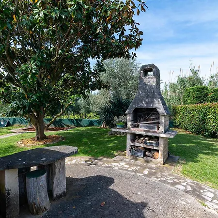 With Parking Space - 2252 Пула