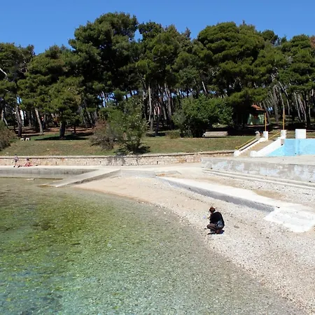 With Parking Space - 2252 Πούλα