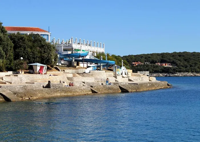 Apartments With Parking Space Pula - 2252 Apartment Pula