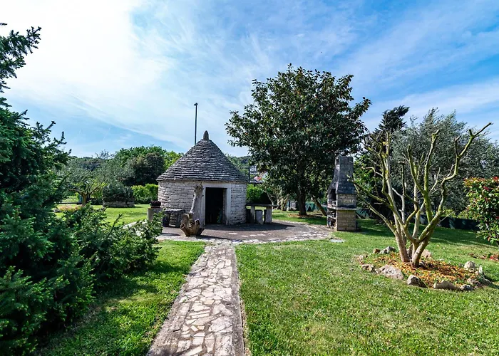 Apartments With Parking Space Pula - 2252 Apartment