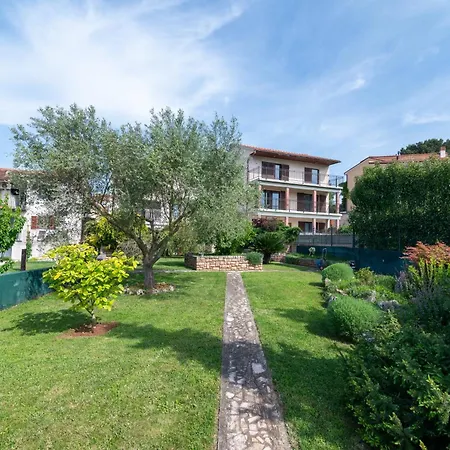 Apartments With Parking Space Pula - 2252 Apartman *